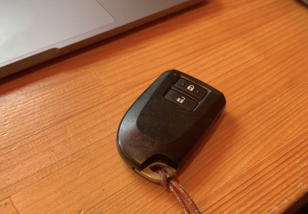 リレーアタック対策はスマートキーの節電モード ハイエース盗難対策 48rider Com