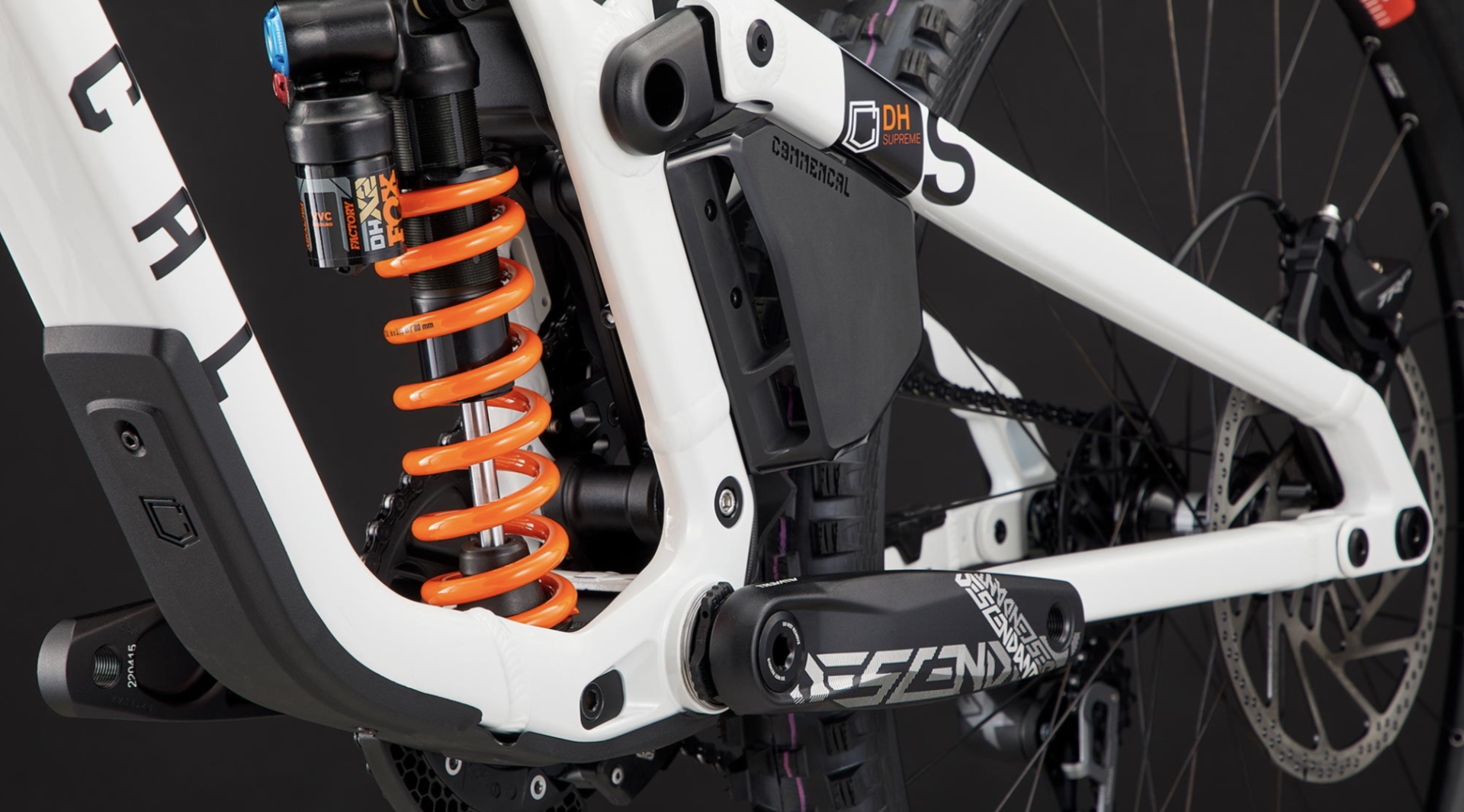 MTB選び】最新ダウンヒルバイクのジオメトリー比較 - 48rider.com